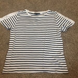Stripped Tshirt